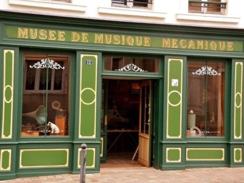 VISITES ET CURIOSITES