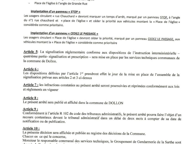 Attention, depuis le mercredi 17 décembre, nouveau sens de circulation place de l'église.